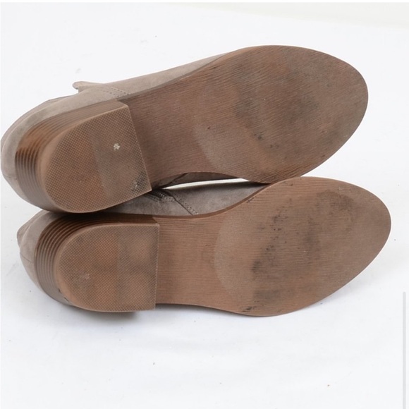 Torrid V-Cut Detail Taupe Vegan Suede Ankle Bootie Wide Width Size 10W - Picture 6 of 7